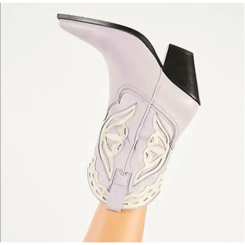 Free People Sun Burst Western Boot in Lilac  Size 38